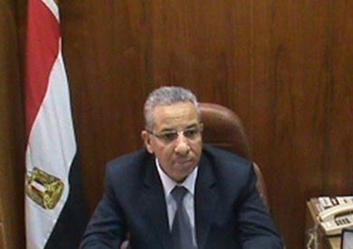 الدكتور محمد اليمانى المتحدث الرسمى باسم وزارة الكهرباء والطاقة المتجددة